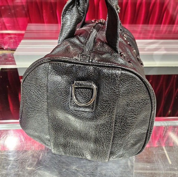 Vintage Barrel Bag Purse with Studded Skulls Black Faux Leather Medium Size HTF - Picture 6 of 12